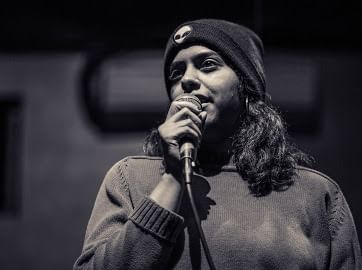 Learning and bliss to last a lifetime: Christina Anthony studied abroad in Chile in 2009. (Image courtesy of the author.)