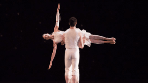 Artists of Pennsylvania Ballet in Trisha Brown’s<em> O Złozony/O composite</em>. (Photo by Alexander Iziliaev)