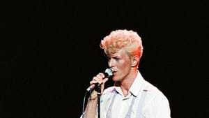 David Bowie, the Serious Moonlight Tour, c. 1983. Photo by Jeffchat1 via Creative Commons.