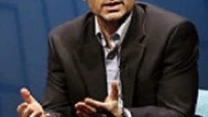 Duchovny: A fraud, or the real deal? (Photo: Joan Marcus.)