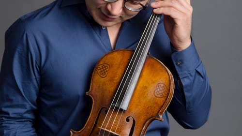 A soloist with the best of them: violist Choong-Jin Chang. (Photo by Jessica Griffin.)