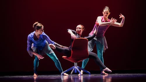 Dancer Shelby Glidden is the centerpiece in Matthew Soojiae's “Altare Memoriae.” (Photo by Contigo Photos + Film, Stephanie Ramones.)