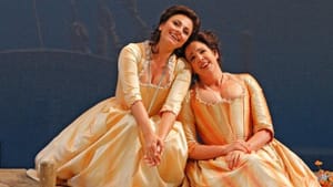 Leonard (left), Phillips: Beyond male chauvinism. (Photo: Marty Sohl, Metropolitan Opera.)