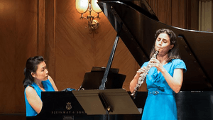 L to r: Amy Yang (piano) and Katherine Needleman (oboe). (Photo by Annie Sarachan)