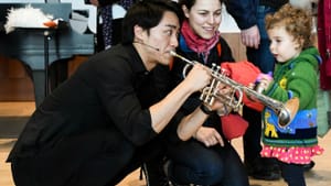 A close encounter at one of last year's Curtis Family Concerts. (Photo by David Swanson.)