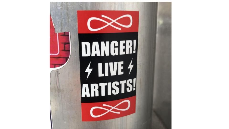 Danger live artists slide