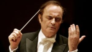 Dutoit: A stifling glaze.