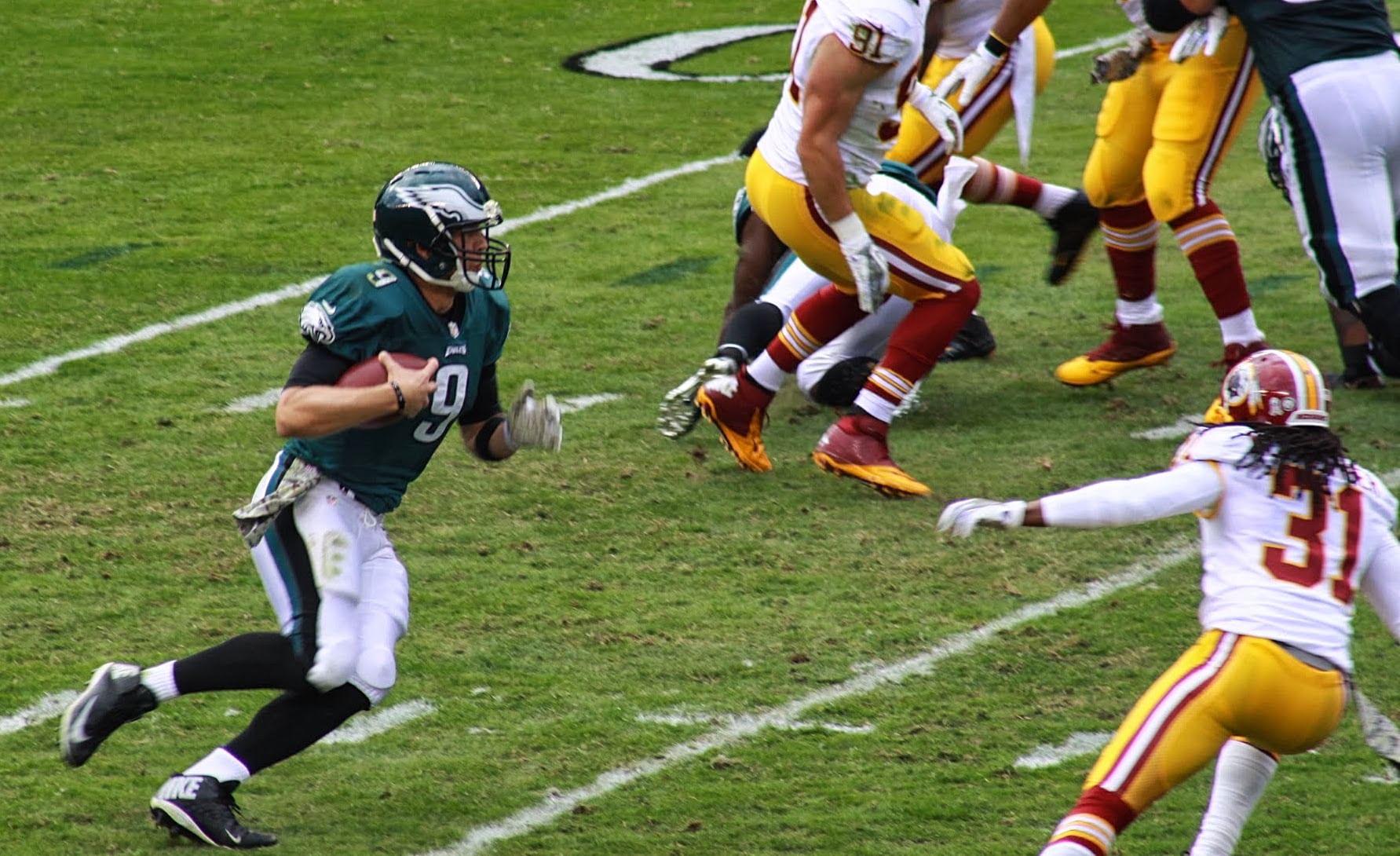 Nick Foles is outta here. (Photo by Mr.schultz via Creative Commons/Wikipedia)