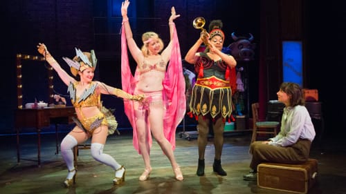 Veronica Nardo and Caroline Dooner face off as Baby Louise and Gypsy Rose Lee. (Photo by Mark Garvin)