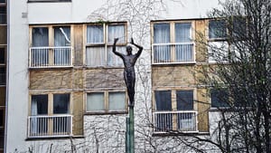 A statue on Dublin's Fishamble Street erected in honor of the first performance of Handel's 'Messiah.' (Photo by William Murphy via Creative Commons/Flickr)