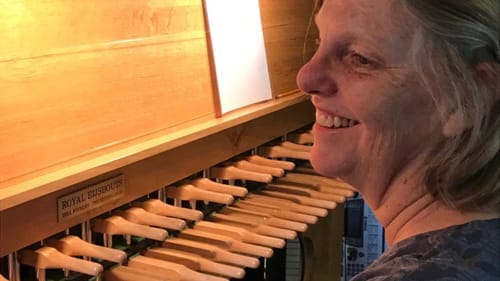 A welcoming carillonneur: Janet Tebbel. (Photo by Gail Obenreder.)