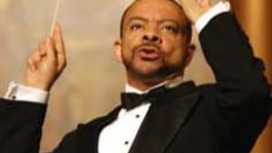 Lofton's chorus couldn't see him.