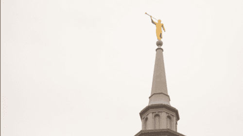 The angel Moroni overlooks Vine Street. (Photo courtesy of Intellectual Reserve, Inc.)