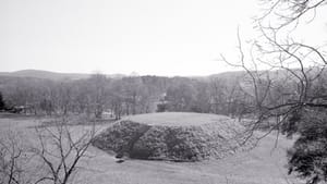 Etowah Mounds (circa 1250 CE), near Cartersville, Georgia. Thousands of mounds dotted eastern North America before Europeans arrived. (Photo by Tom Patton, courtesy of Penn Museum)