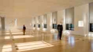 'Giorni' (2009), sound installation in the Perelman annex: Do the guards get combat pay?