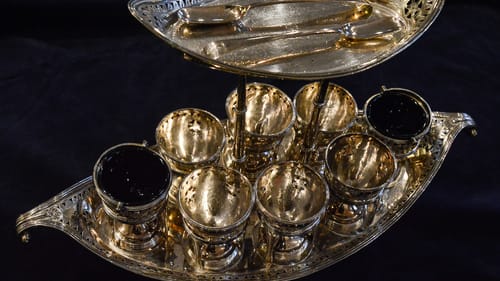 An egg cruet by Hester Bateman, the most important female silversmith in British history. (Photo courtesy of the Rosenbach Museum.)