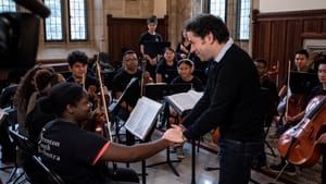 Gustavo Dudamel meets members of the El Sistema-inspired Trenton Youth Orchestra. (Photo by Nick Donnoli courtesy of Princeton University Concerts.)