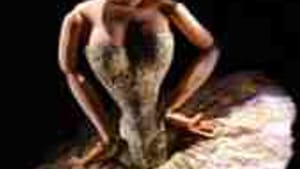 Eat your heart out, Anna Pavlova: This ballerina stays 'toujours en pointe.'