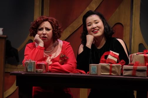 Ilona and Amalia take their (very) sweet time musing about life and love. (Photo by Paola Nogueras.)