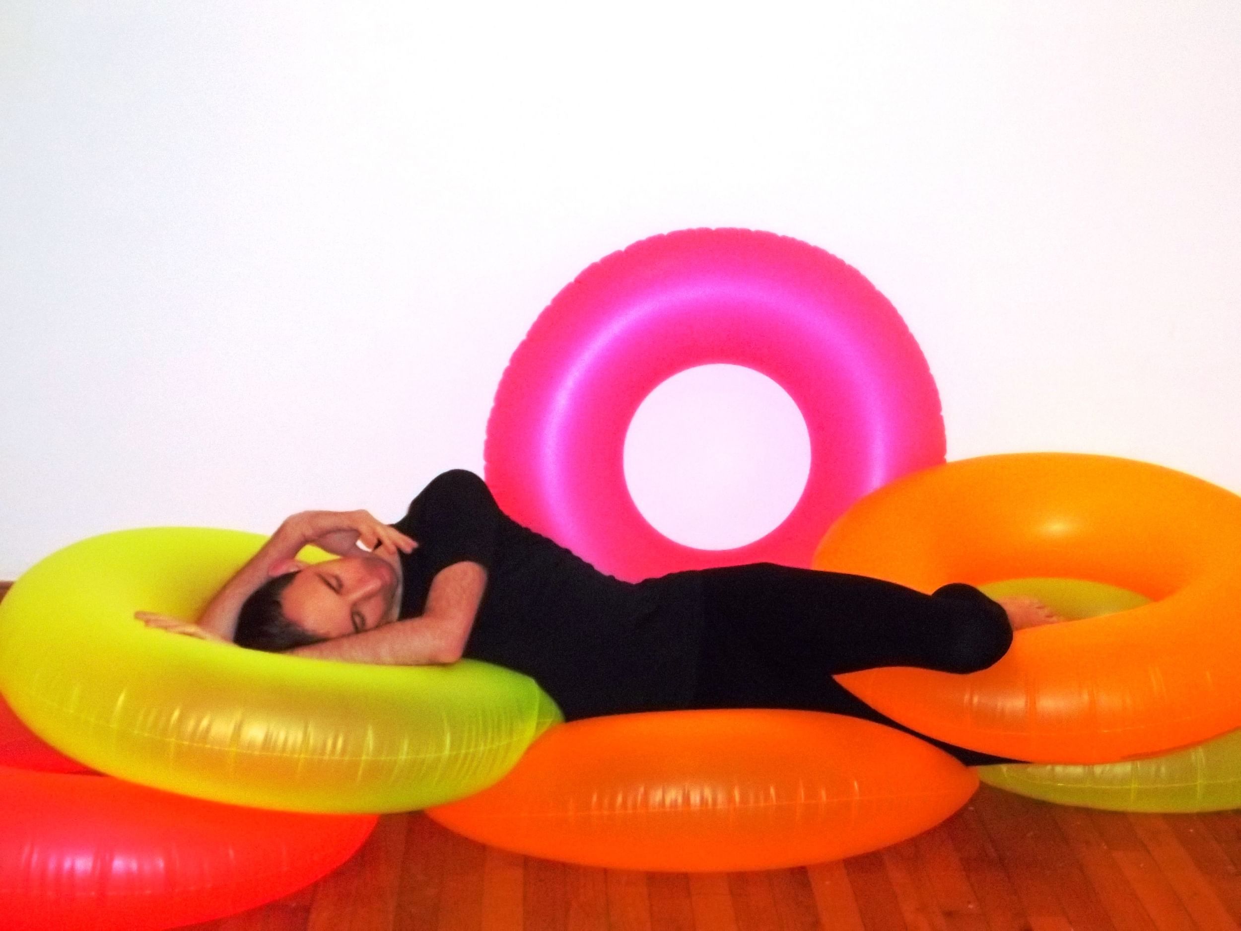 Mulgrew's "Inflatable Dreams" segment showcased the company's collaborative skills. (Photo by Julianne Harris.)