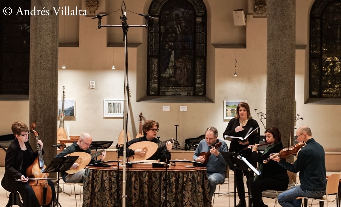 The Tempesta Chamber Players on February 2 at Philadelphia Episcopal Cathedral. (Photo by Andrés Villalta.)