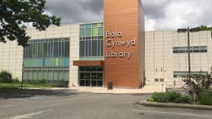 How long will the library be closed? Until it's safe to go back. (Photo by Roz Warren.)