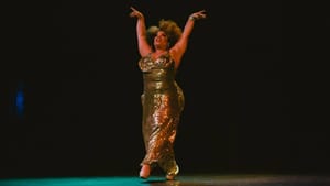 Foxy Tann takes charge. (photo by New Spin Photo)