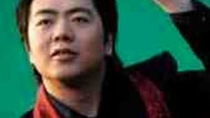 Lang Lang: Mugging for the audience.