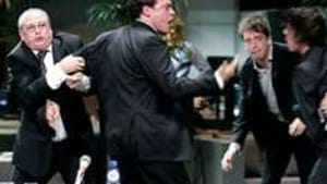 Can you tell the actors from the audience?
