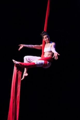 The piece combines silks with trapeze work and gymnastics. (Photo by Daniel Kontz.)